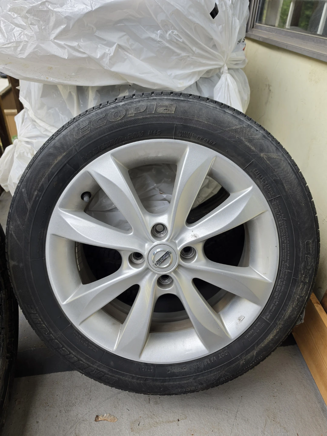 Bridgestone Ecopia Tire P195/55R16 86V M+S - photo 3