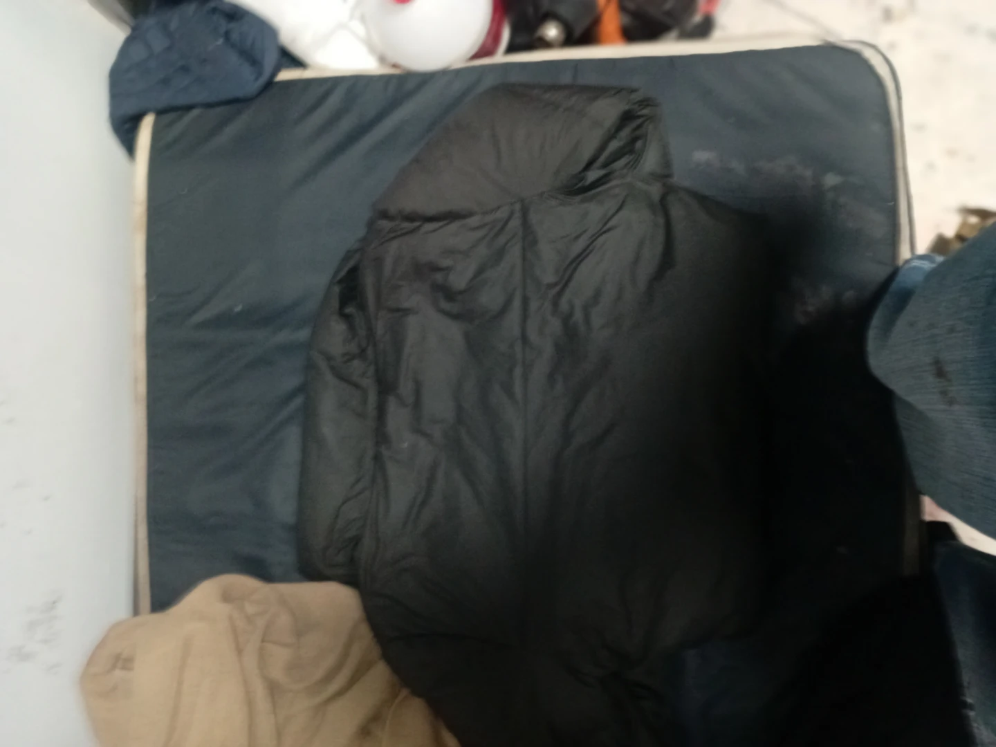 PRADA Re-Nylon Puffer Jacket - photo 4