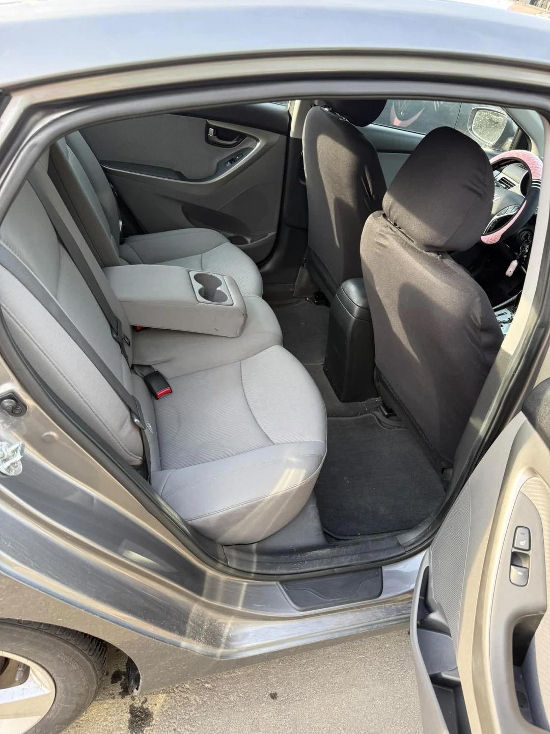 2012 Hyundai Elantra - photo 5