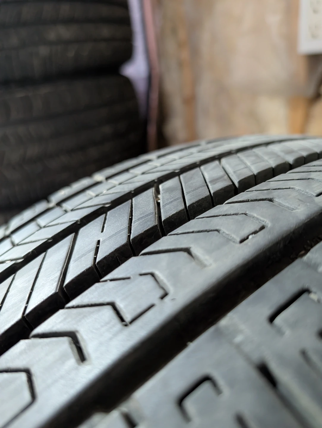 (4)-235/55R19 Continental Cross Contact All Season Tires - photo 2