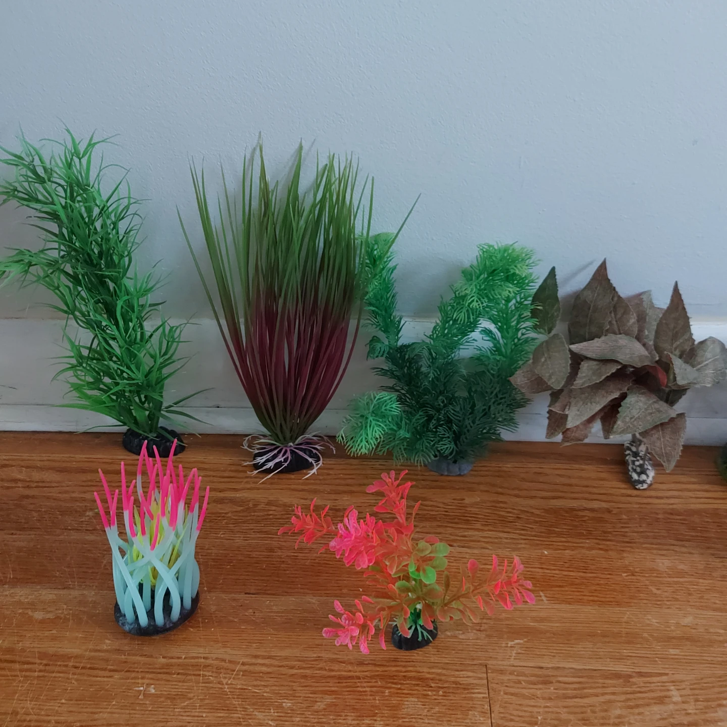 12 Fish Aquarium Decorations & Plants Set - photo 2