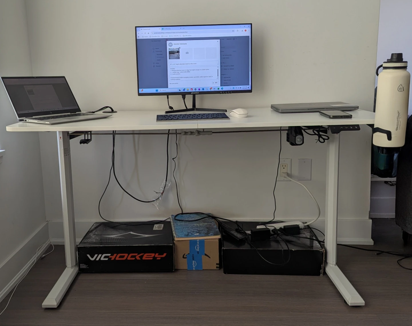 White Standing Desk with Electric Height Adjustment - photo 3