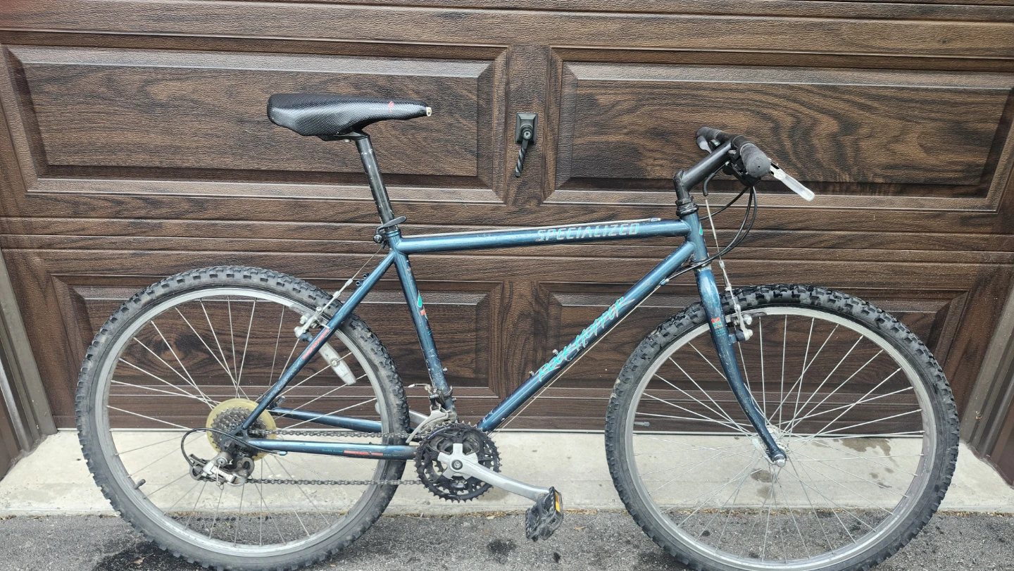 Specialized Rockhopper Mountain Bike