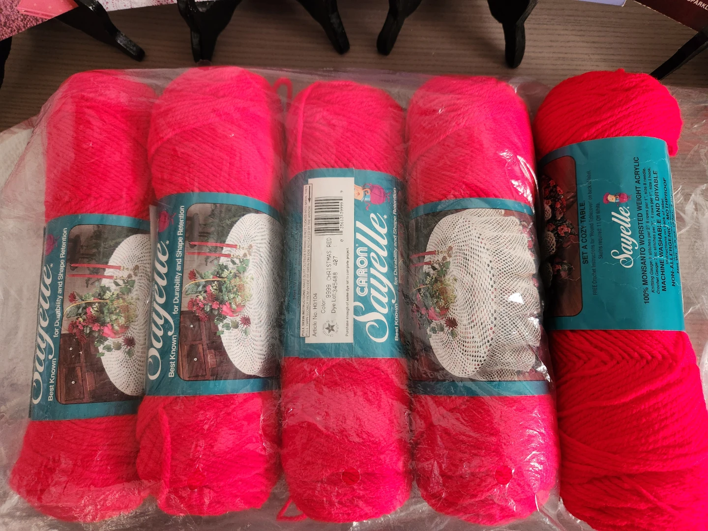 Sayelle Worsted Weight Acrylic Yarn - Red - photo 2