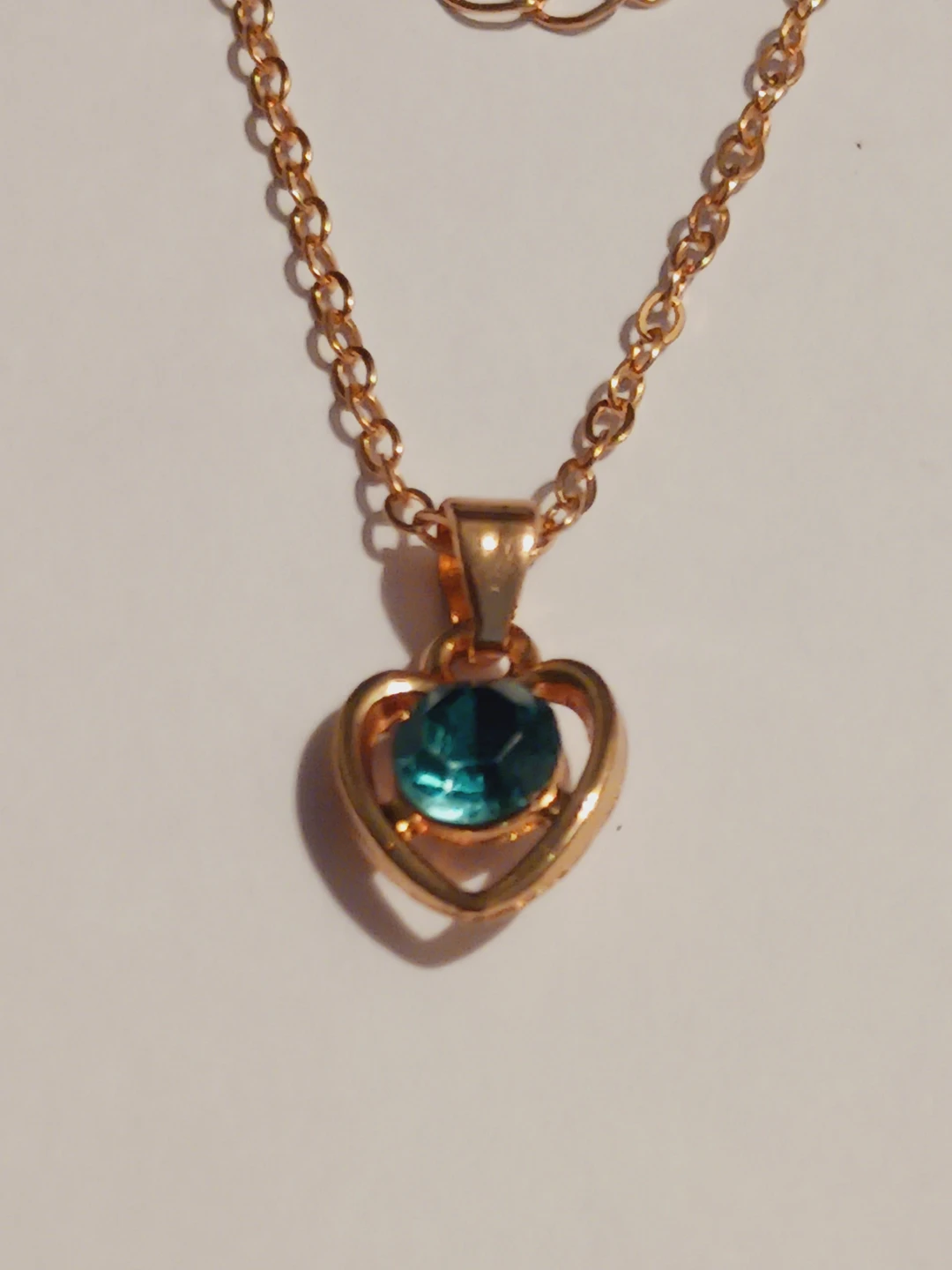 New !! Gold Tone Heart Necklace with Blue Stone - photo 4