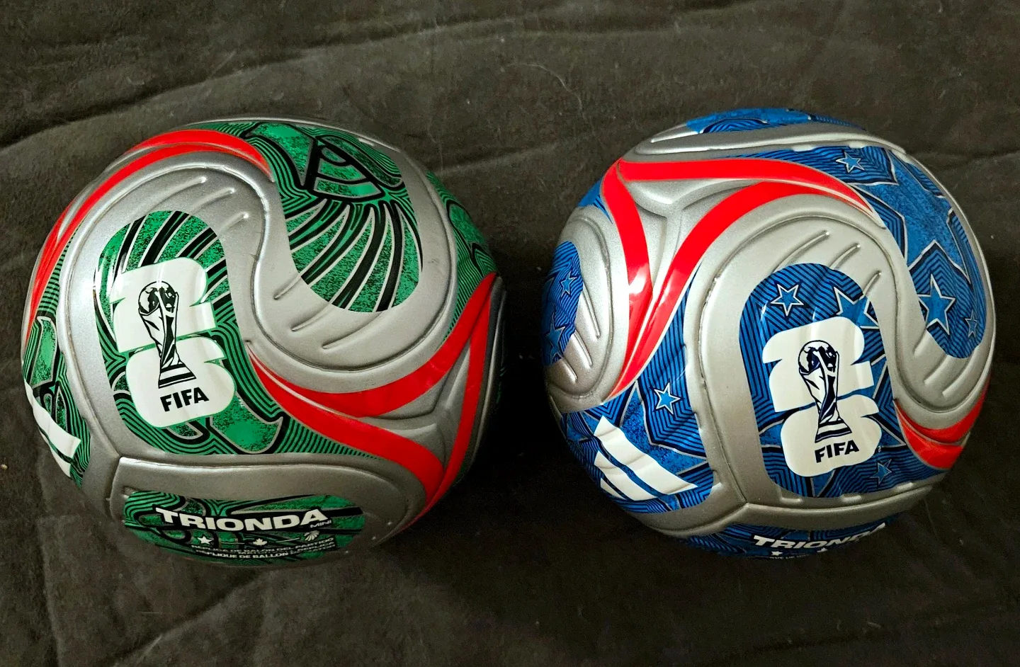2x 2026 FIFA World Cup Mini Soccer Balls MEXICO and USA