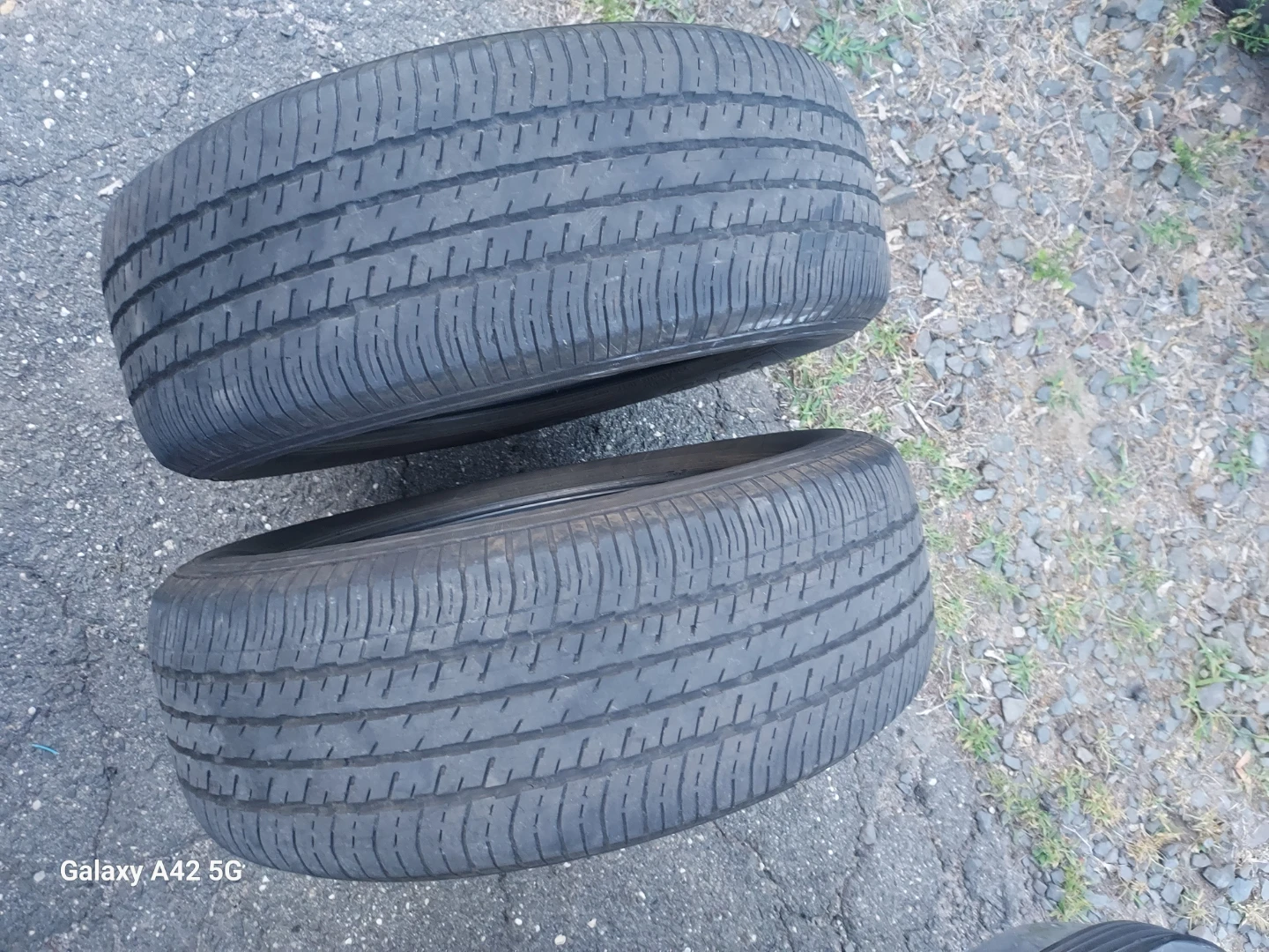 2 x 235/65R17 Tires