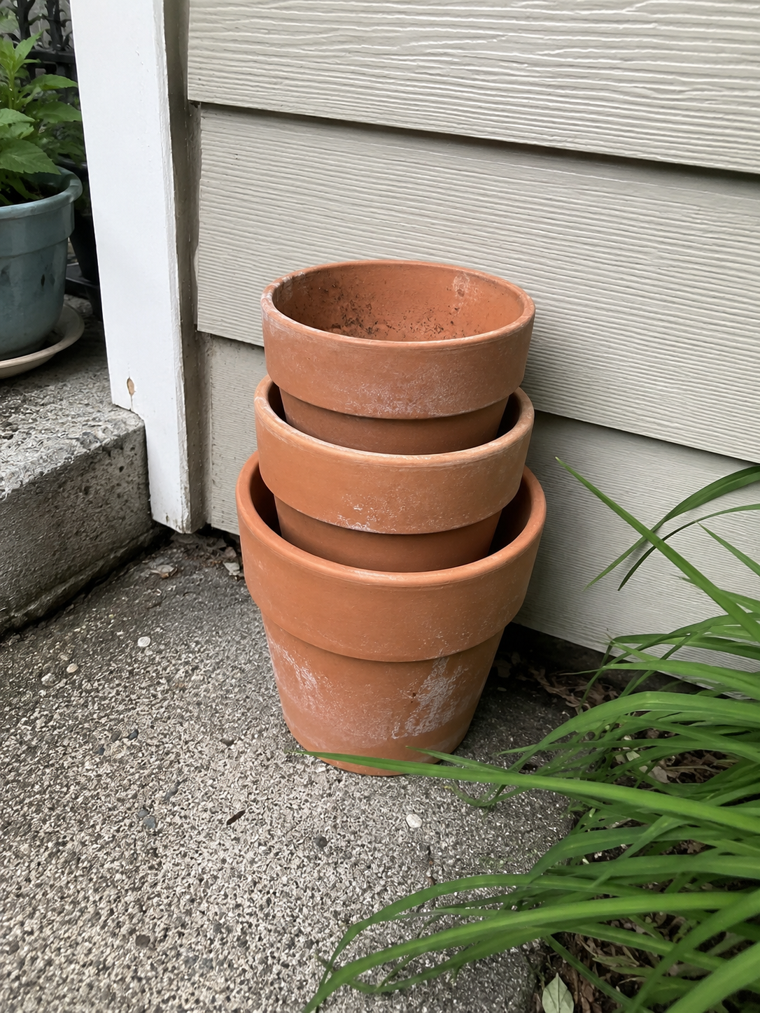 Terracotta Plant Pots - Set of 3