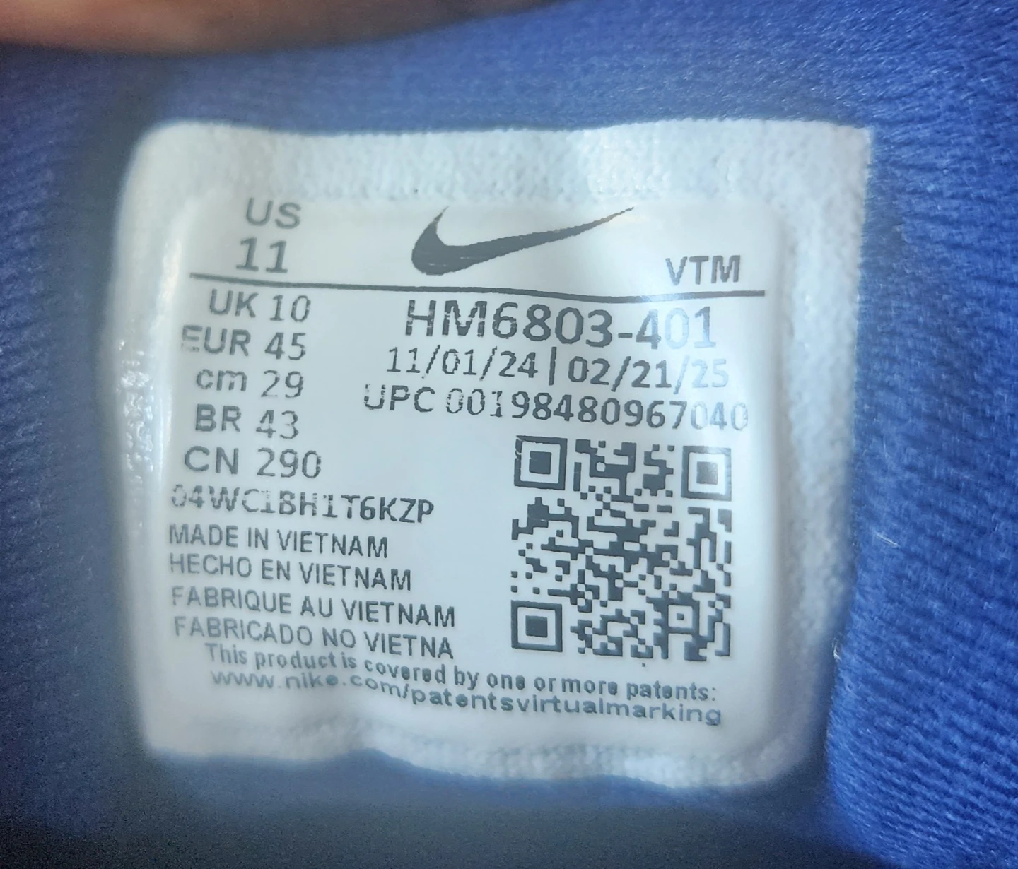 Nike ZoomX shoes Size 11 - Vomero 18s pristine - photo 3