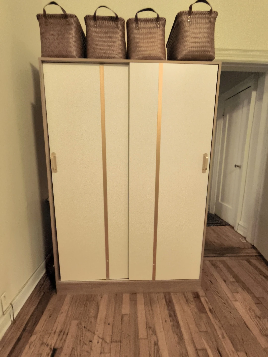 Wooden double Sliding Door Wardrobe