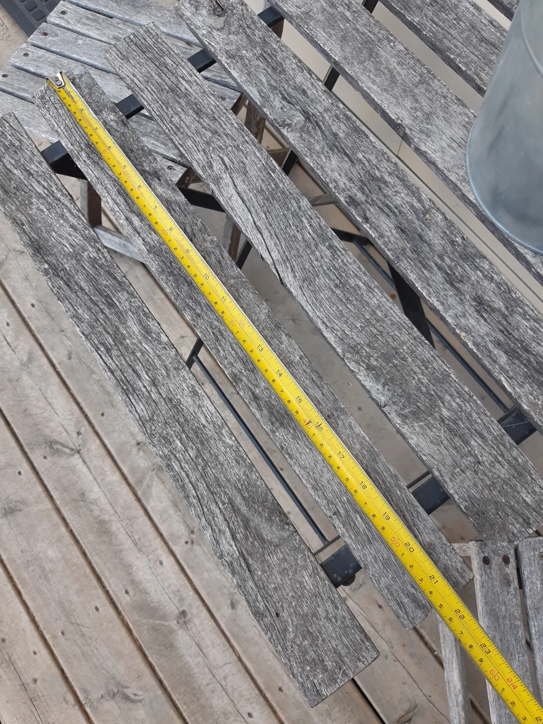 Rustic wooden patio set (table and 2 chairs) - photo 4