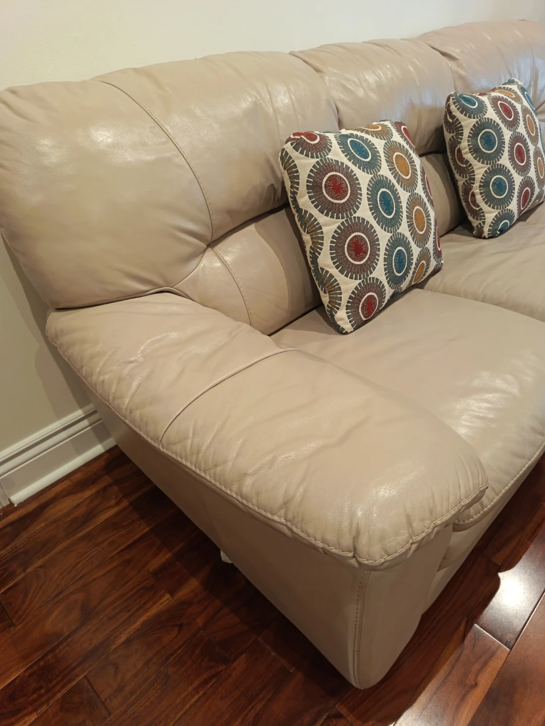 Beige Leather Sofa with Decorative Pillows - photo 3