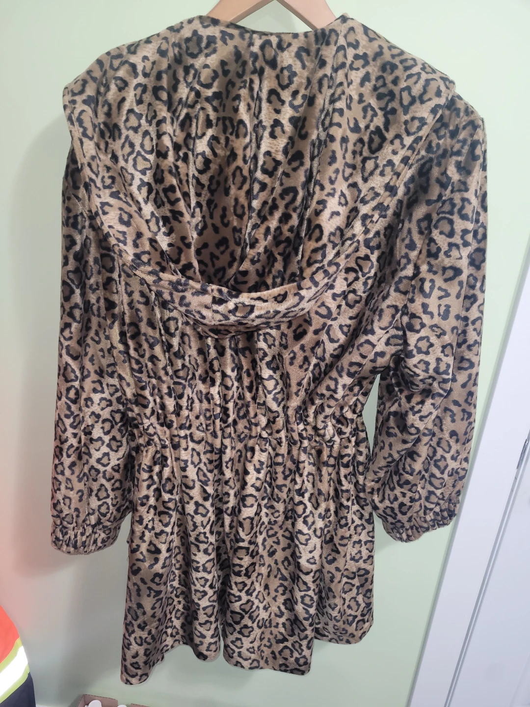 Lee Na Kyung Leopard Print Hooded Jacket