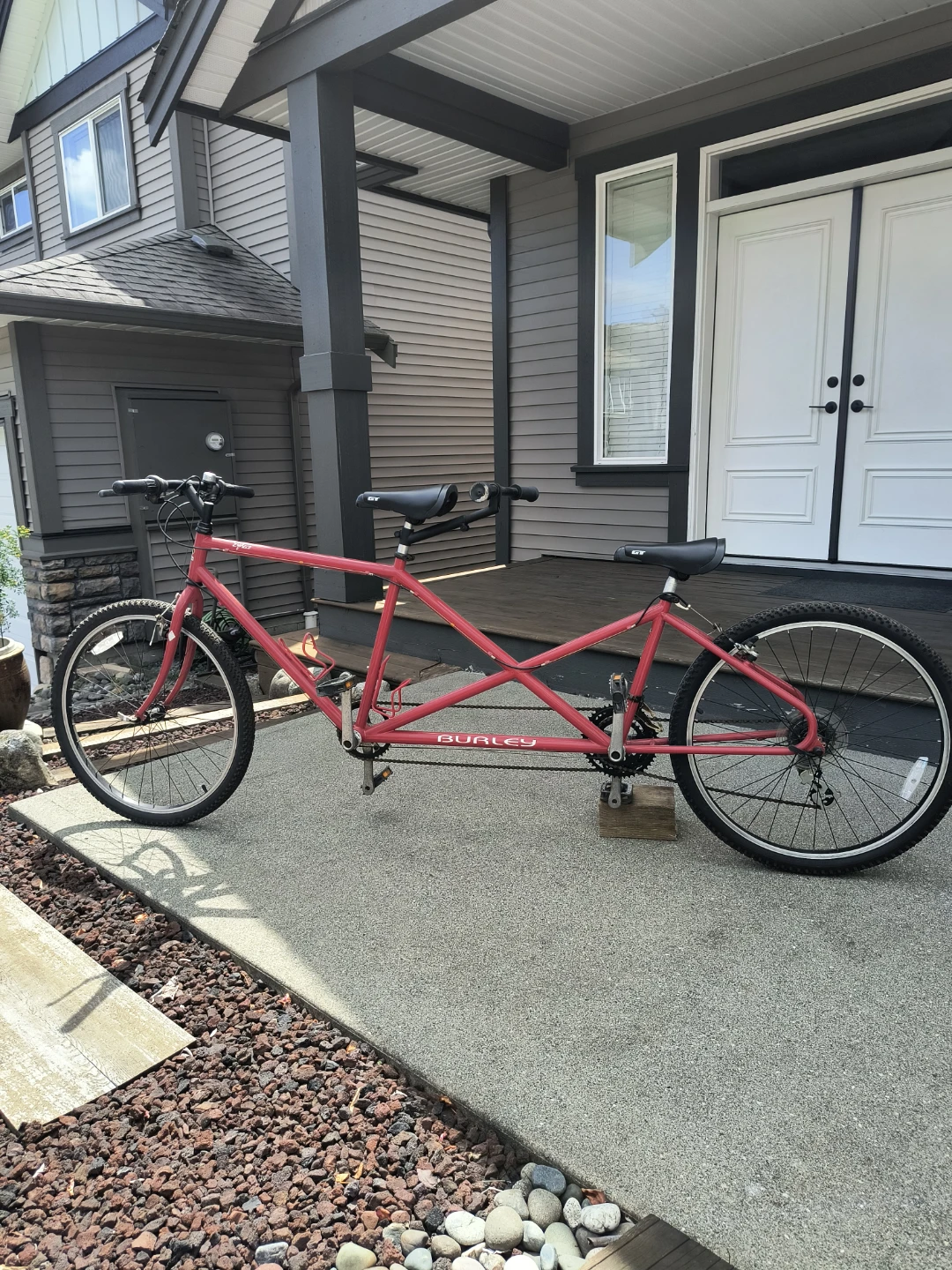 Red Burley Zydeco Tandem Bike for Sale! - photo 2