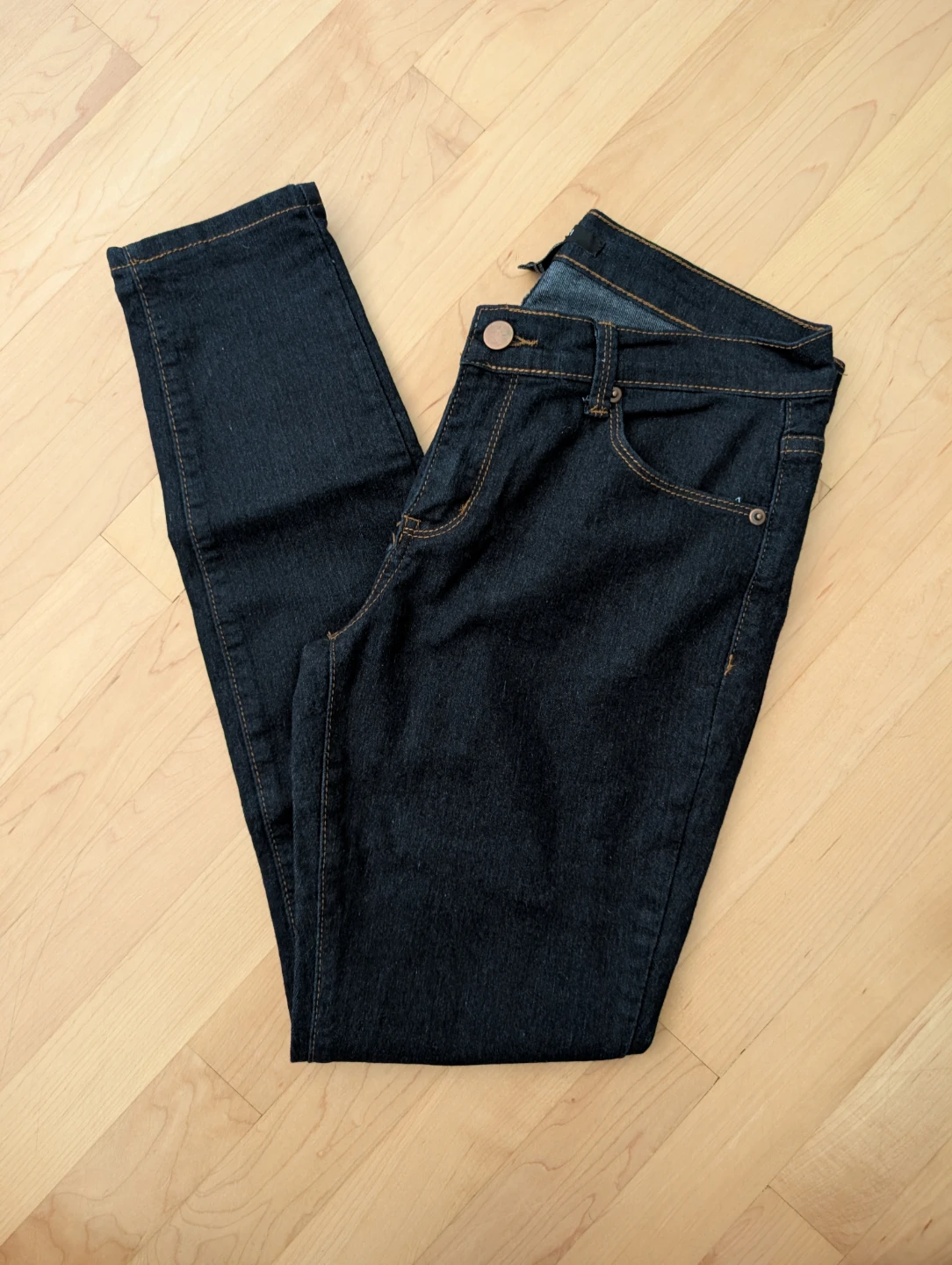Forever 21 dark wash denim - photo 2