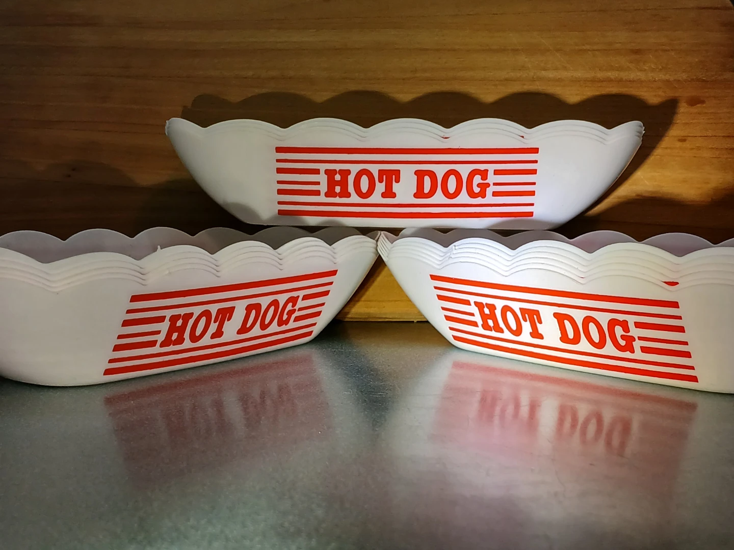 Retro Hot Dog Trays ⚽