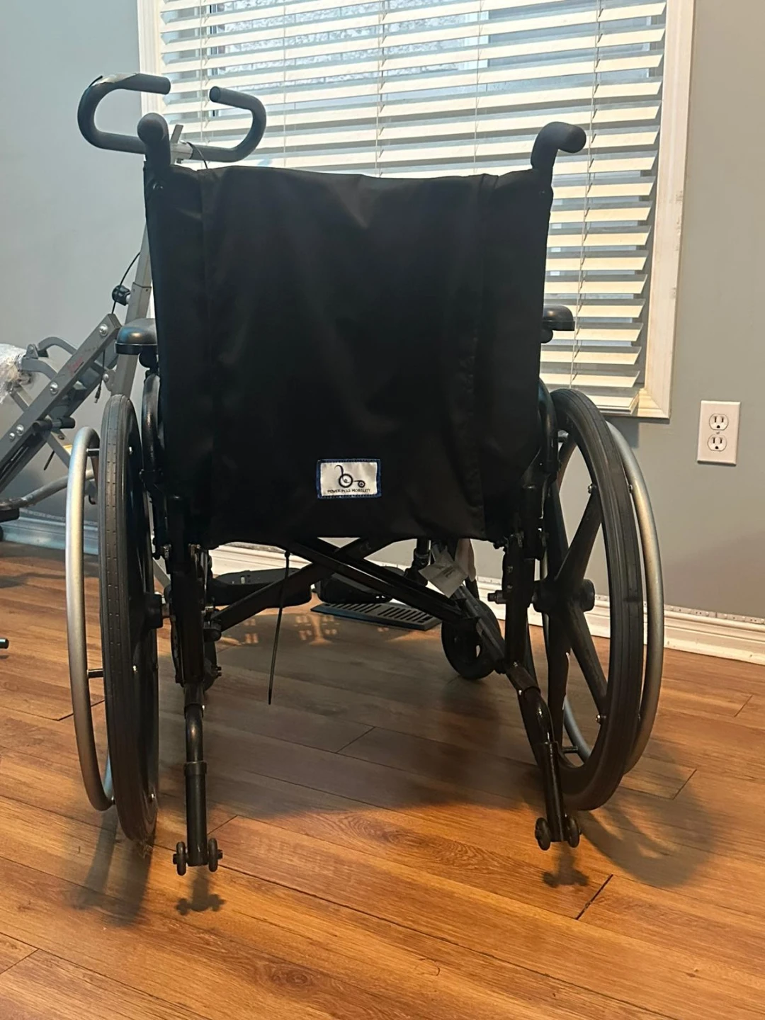 Quickie QX Core Wheelchair with Roho Cushion - photo 4