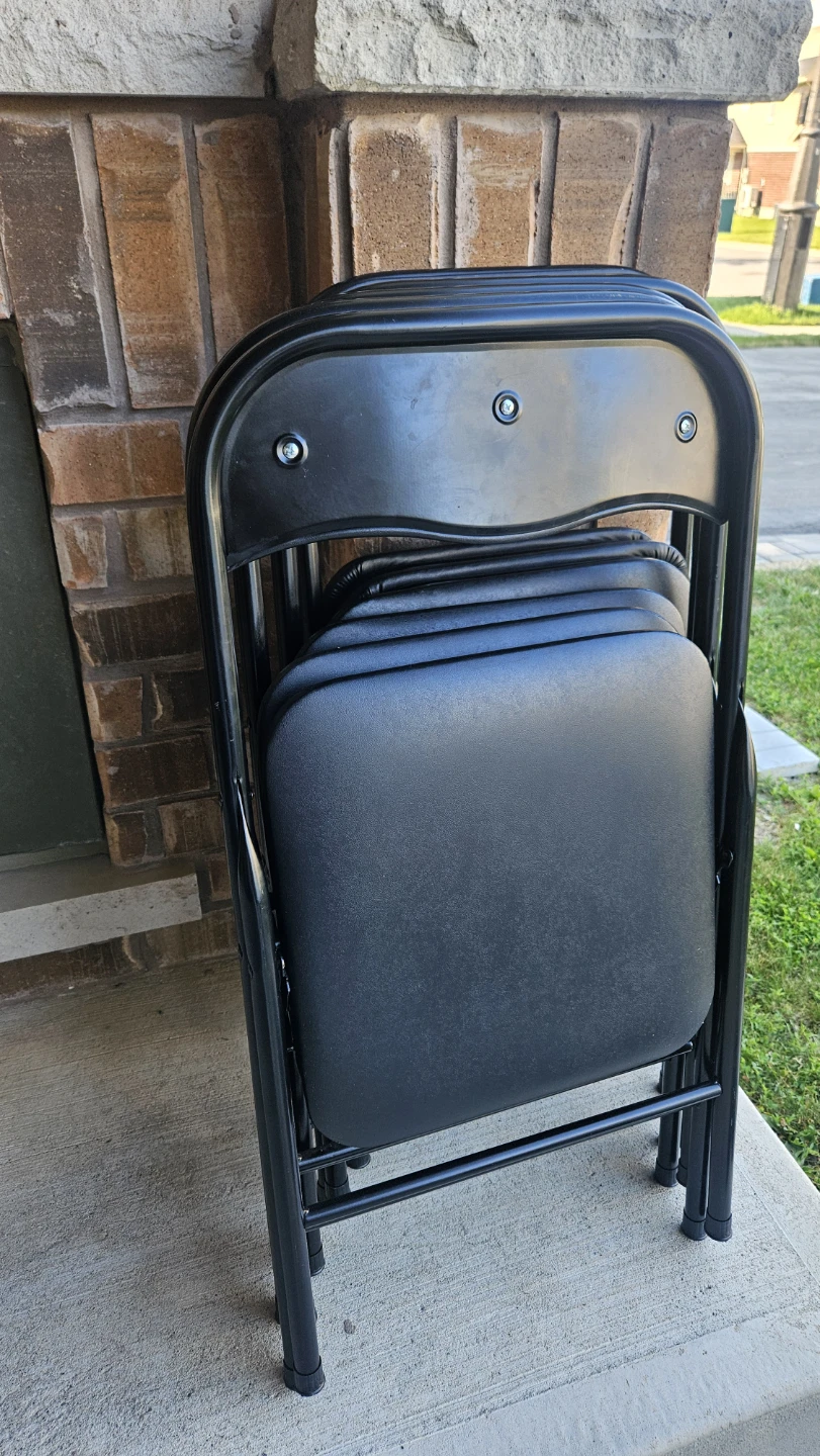 11 Black Folding Chairs