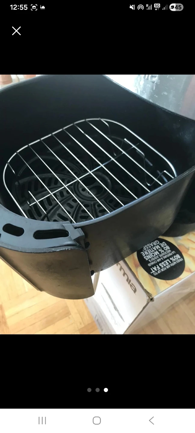 Gourmia Air Fryer with box - photo 2