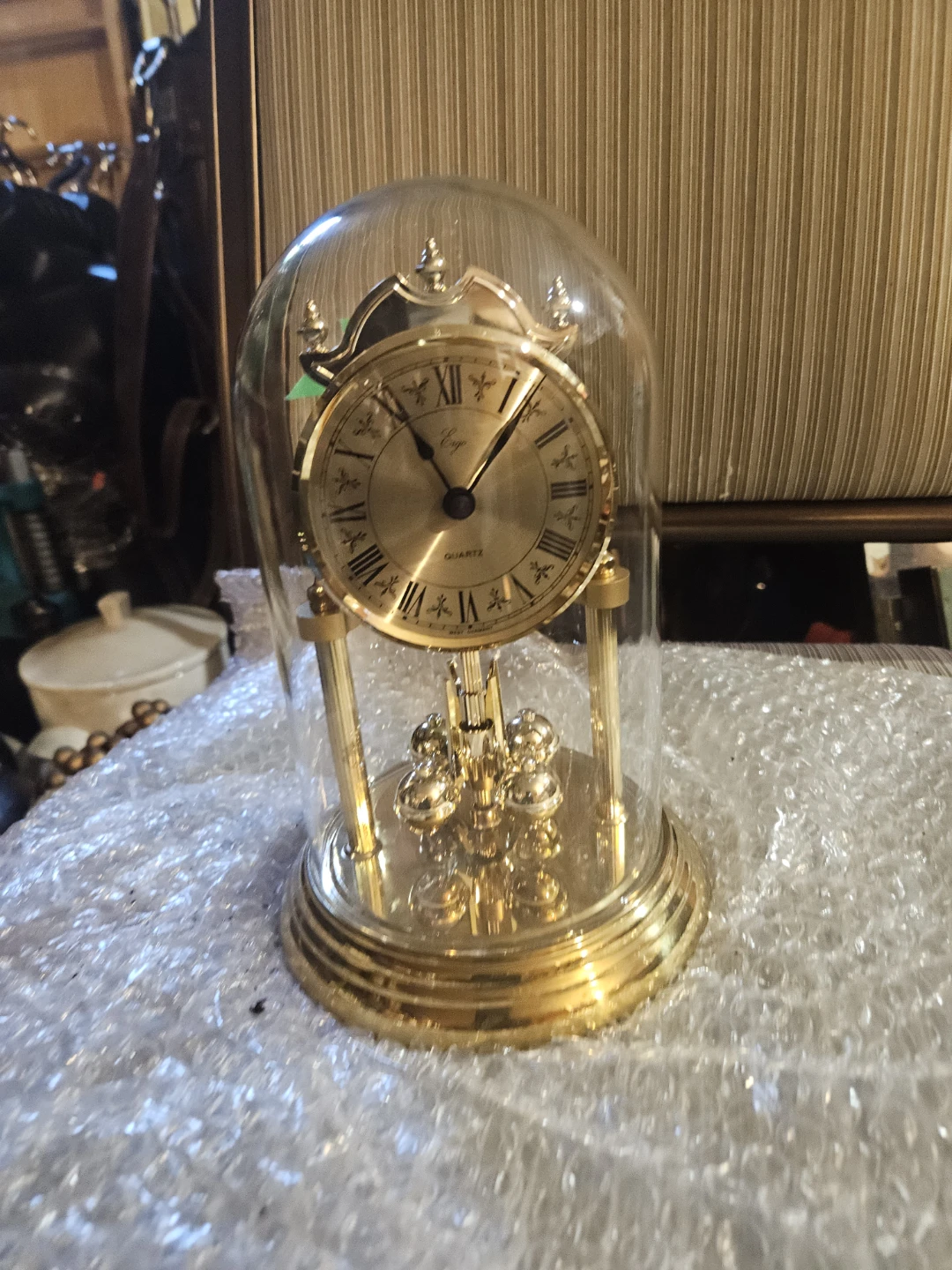 Egoe Quartz Pendulum Clock with Glass Dome - photo 2