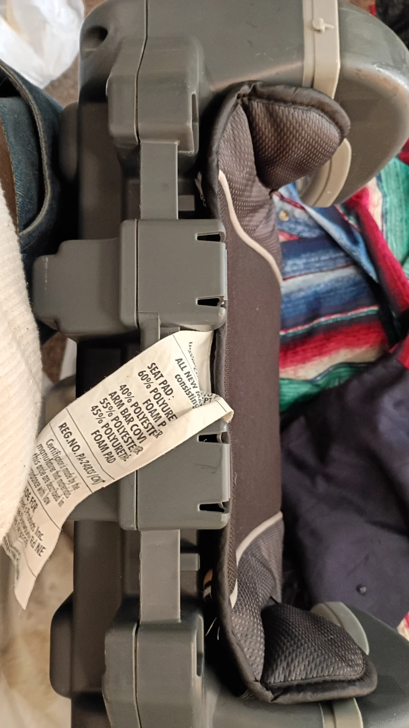 Graco Booster Car Seat - photo 3