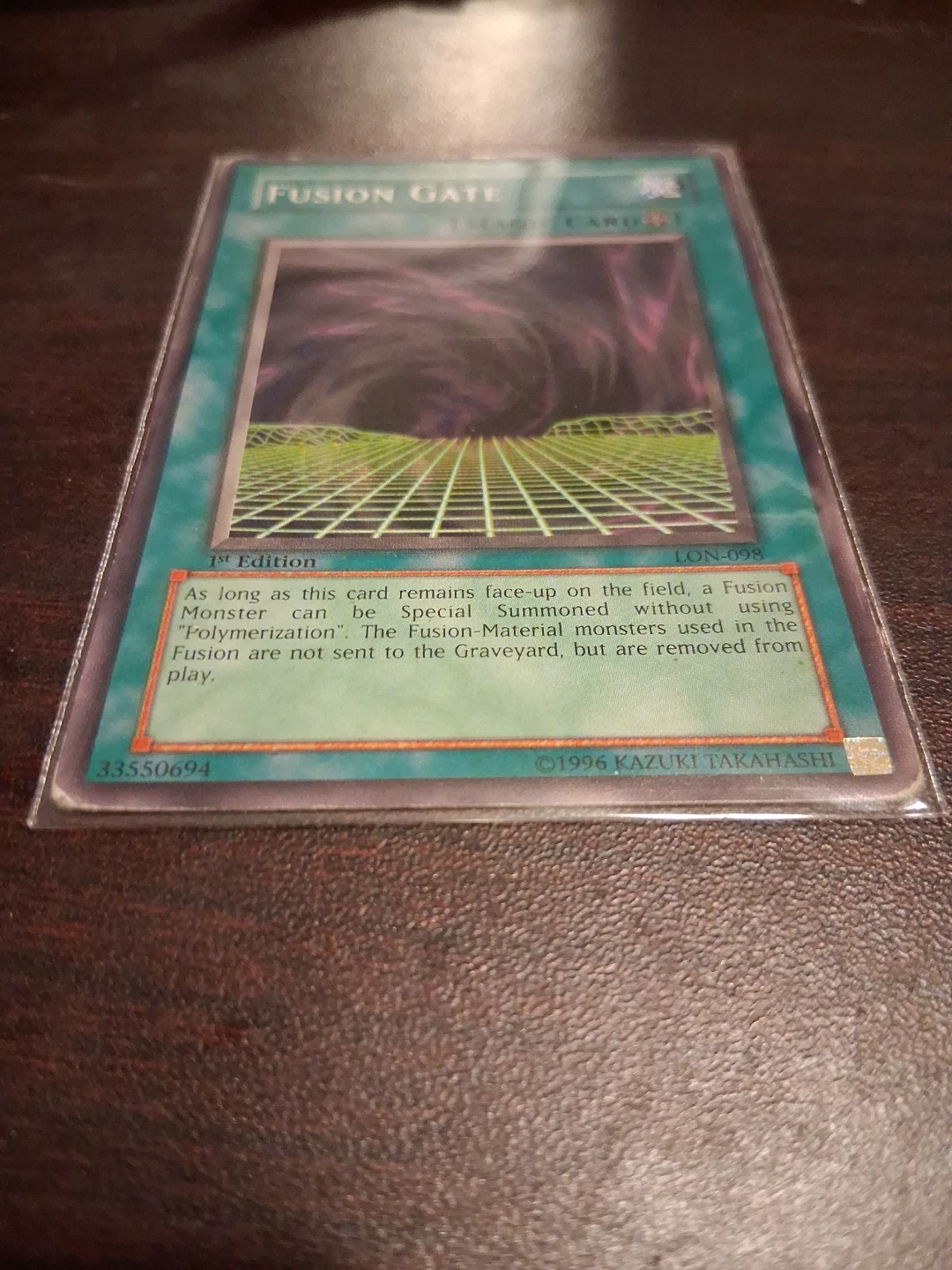 Yu-Gi-Oh! Fusion Gate 1st Edition Magic Card