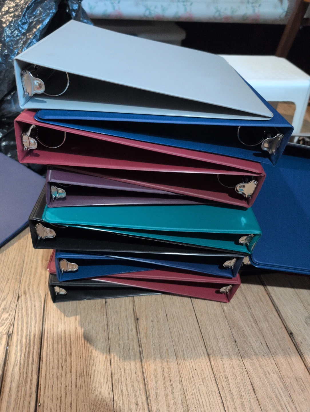 3-ring binders 1" and 1.5"