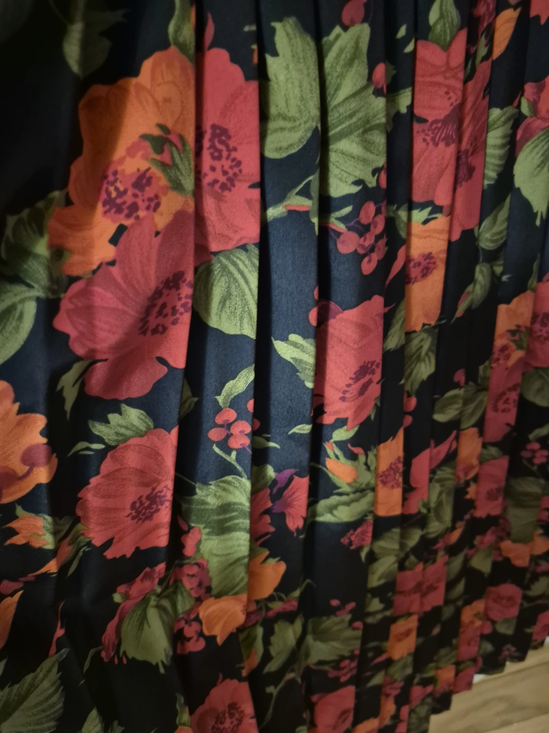 Pleated Floral Midi Skirt, bright flowers, - photo 2