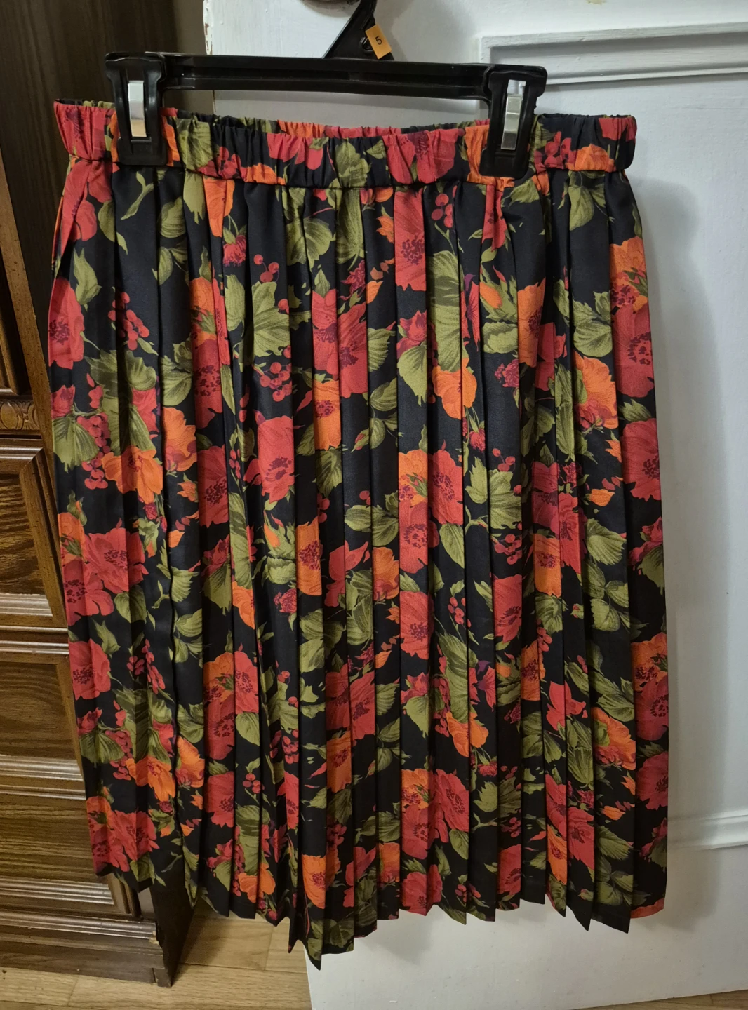 Pleated Floral Midi Skirt, bright flowers, - photo 3