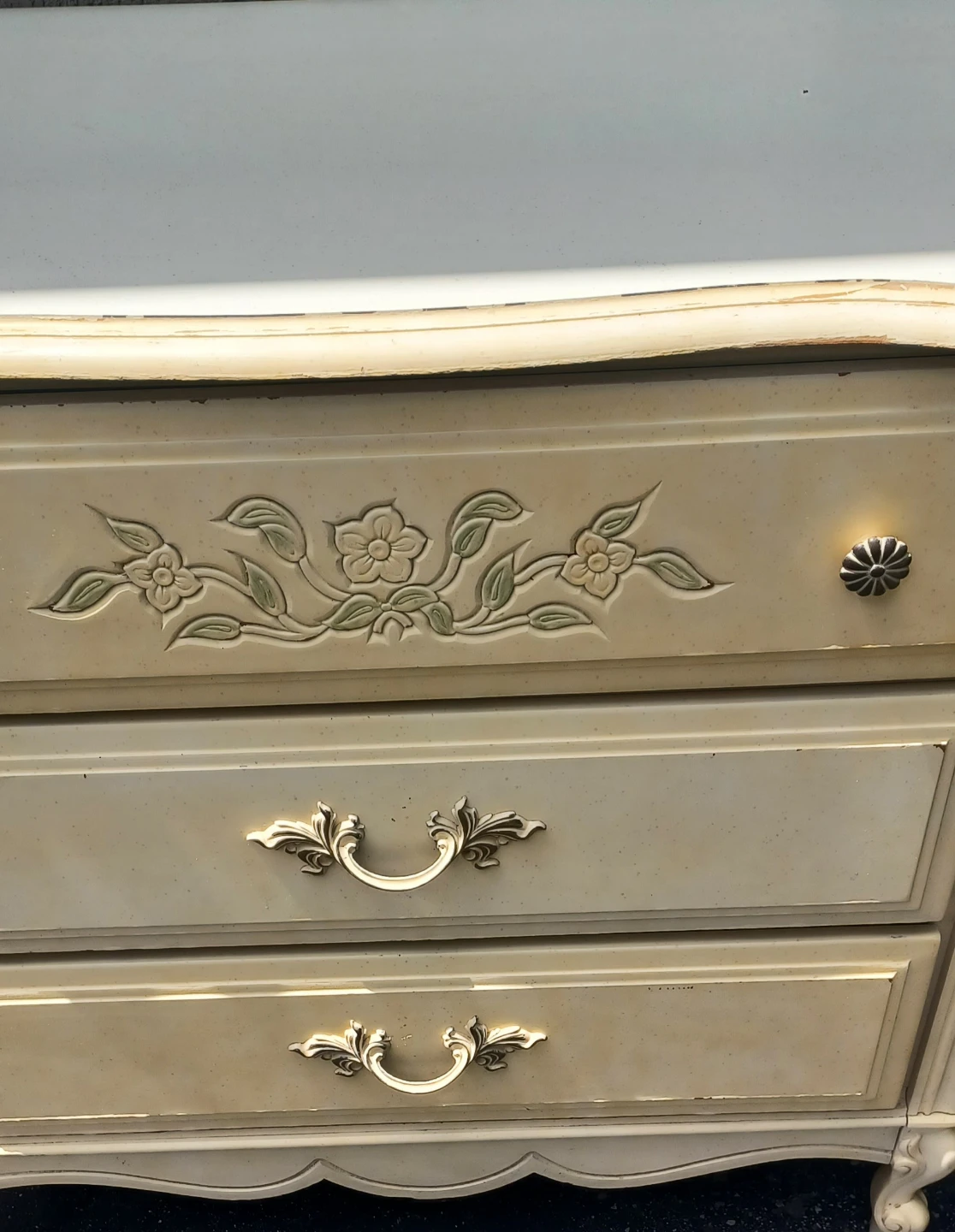Vintage Lea Furniture 3 Drawer Dresser - photo 5