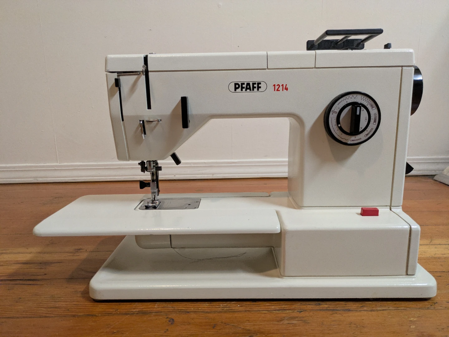 Pfaff 1214 Sewing Machine ⚽ - photo 2