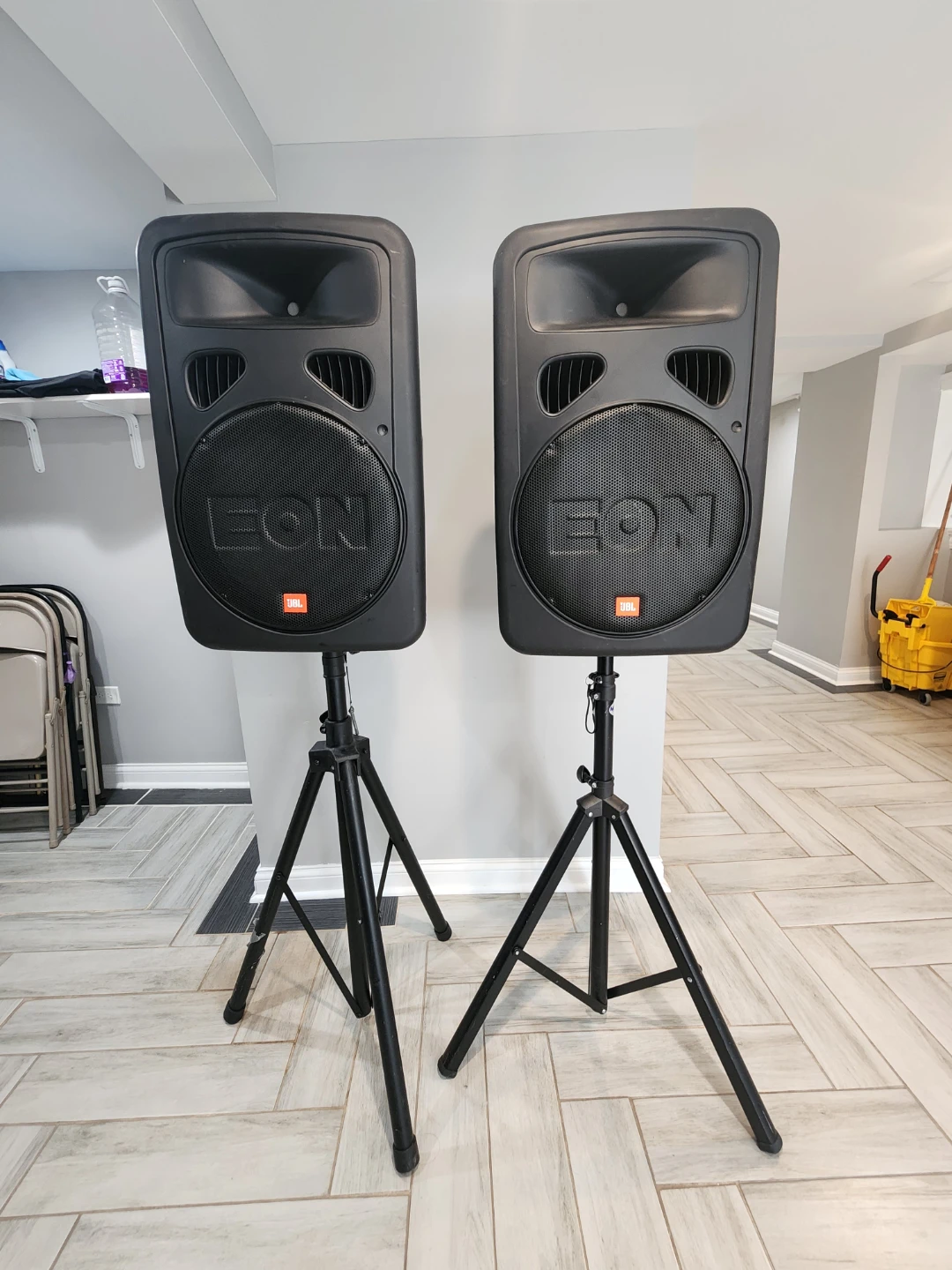 JBL EON15 G2 Powered Speaker Pair - photo 3