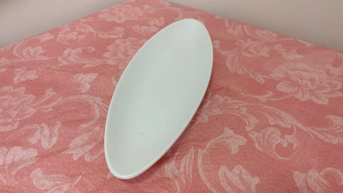 Serving Dishes and Leaf Dish - photo 2