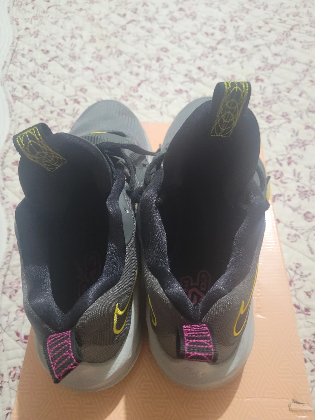 Nike Freak 3 Basketball Shoes size  9 - photo 2