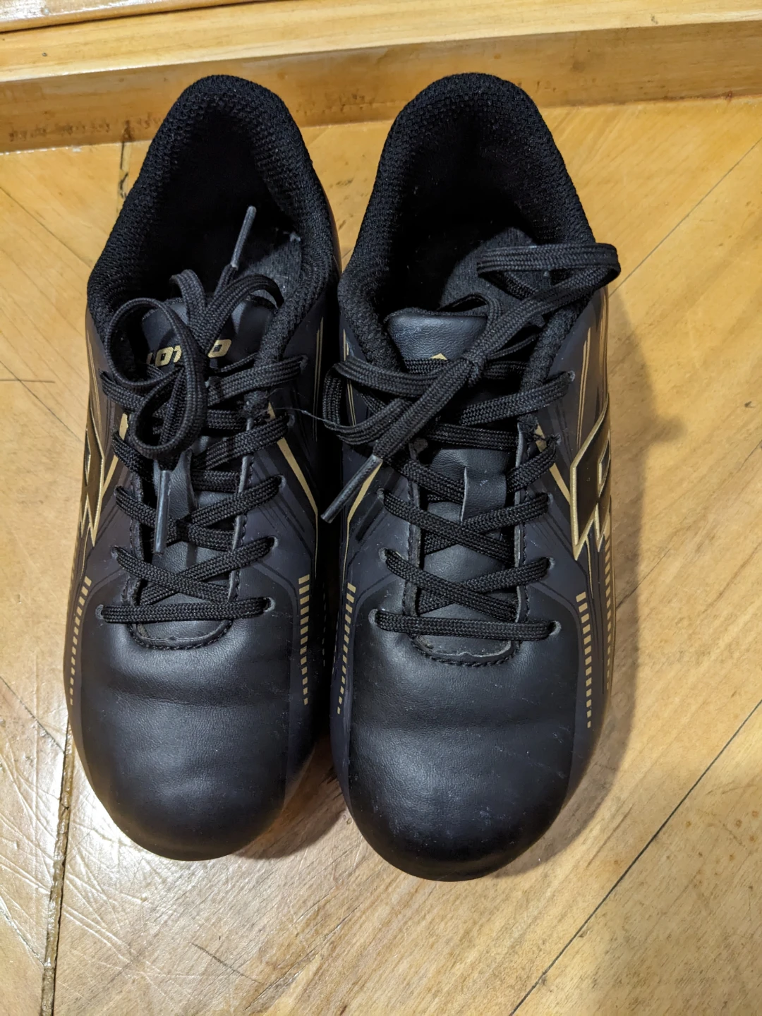 Youth (Kids) Soccer Cleats - Size 1 - photo 3