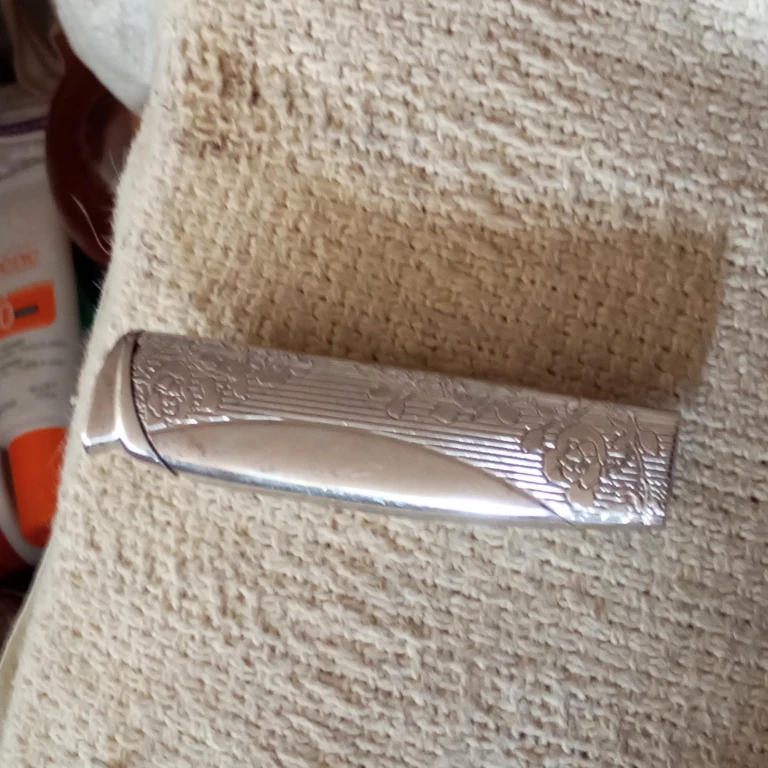 Vintage Silver Tone Lighter