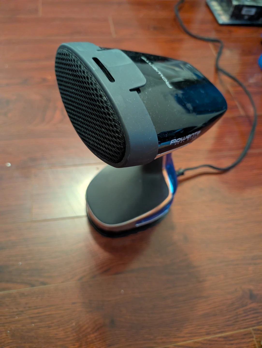 Rowenta DR82 X-CEL Steam Force Handheld Steamer - photo 4