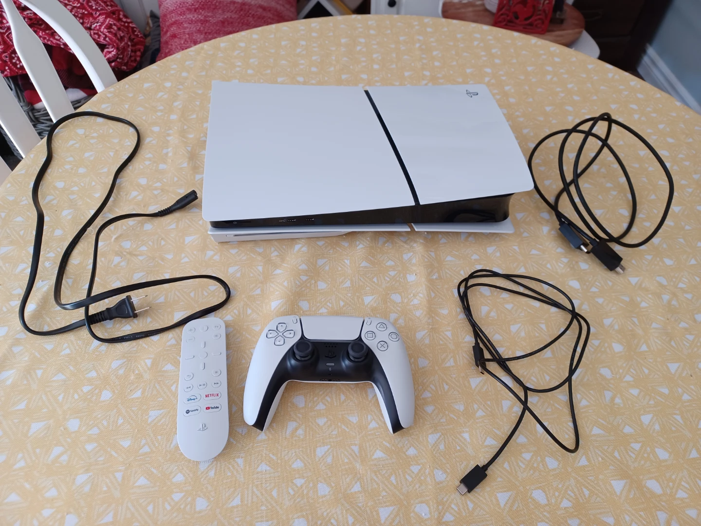 Playstation 5 console - photo 2