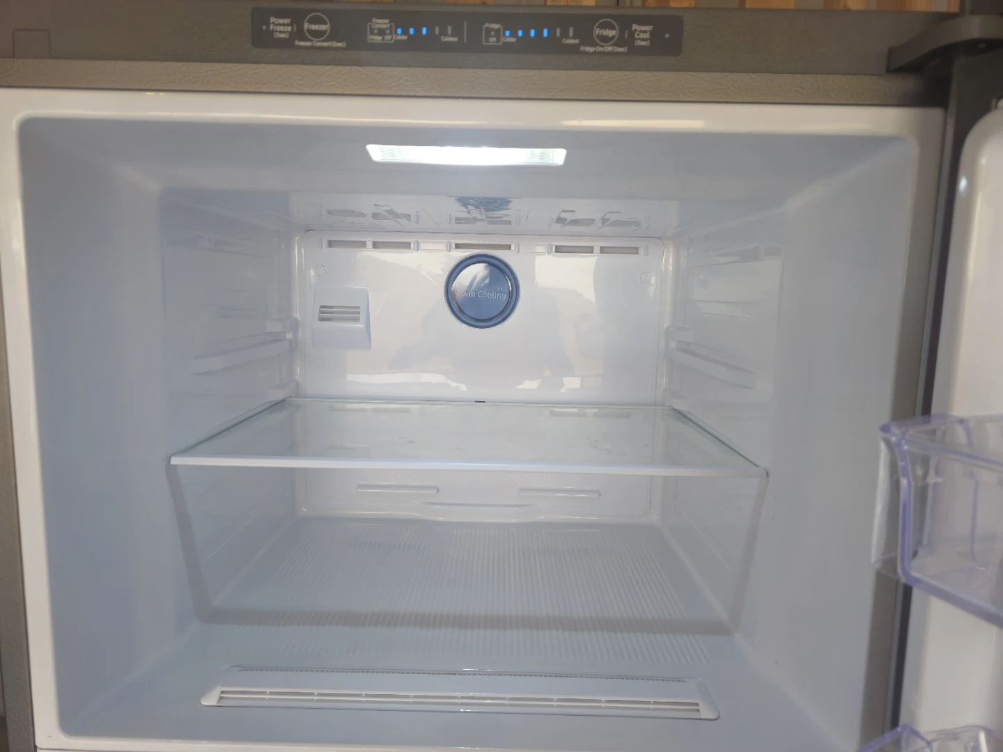 Samsung 18 cu. ft. Top Mount Refrigerator with FlexZone™ - photo 5