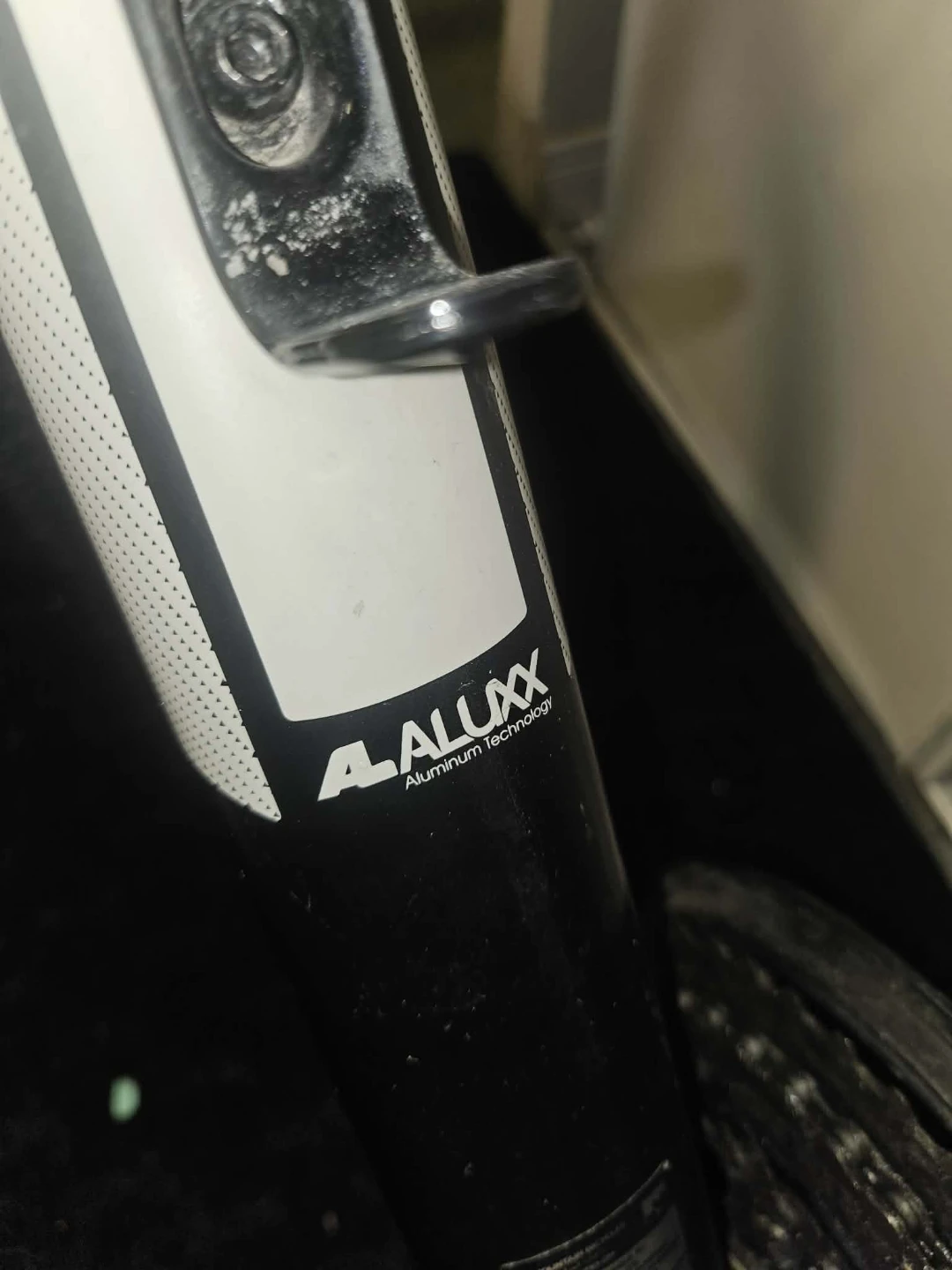 Giant ATX Mountain Bike - photo 2