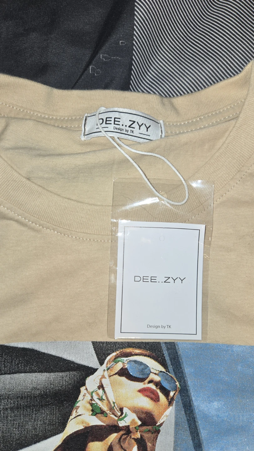 DEE..ZYY Graphic T-Shirt - photo 2