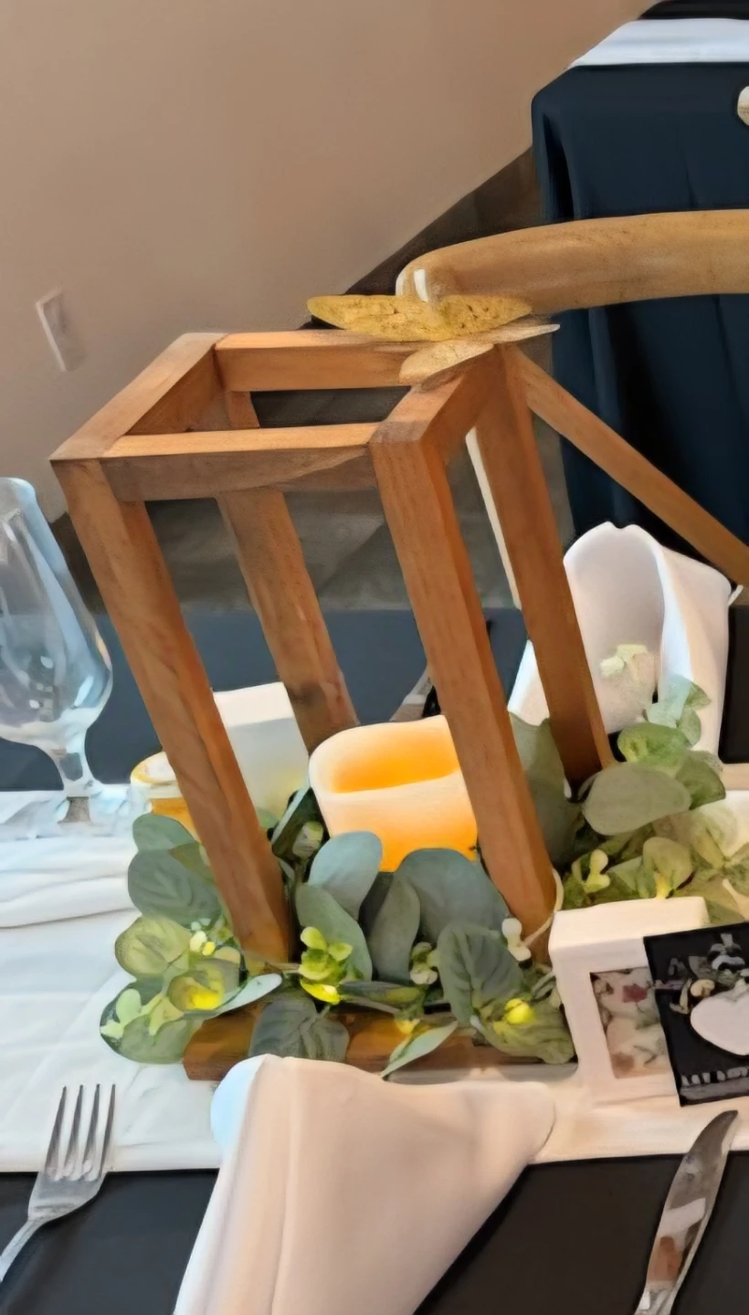 Lantern centrepieces with LED Candle and Greenery - photo 4