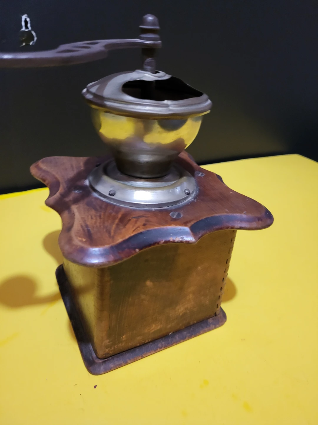 Antique P. & D. Coffee Grinder - photo 4