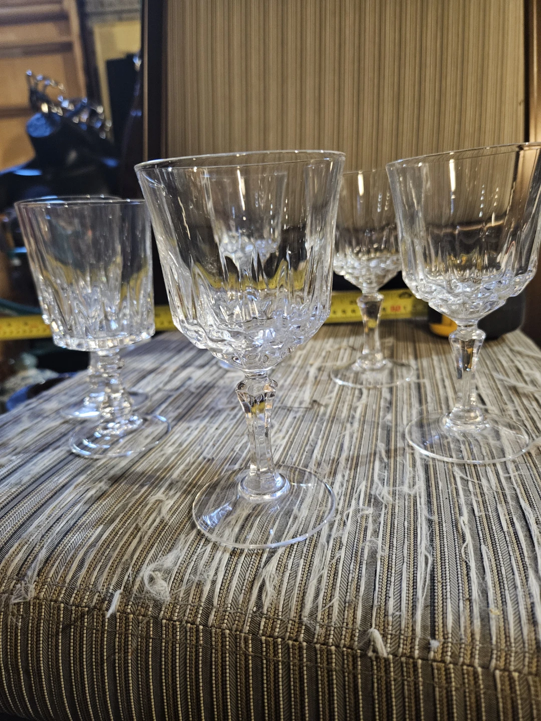 Set of 5 Clear Crystal Wine Glasses - photo 3