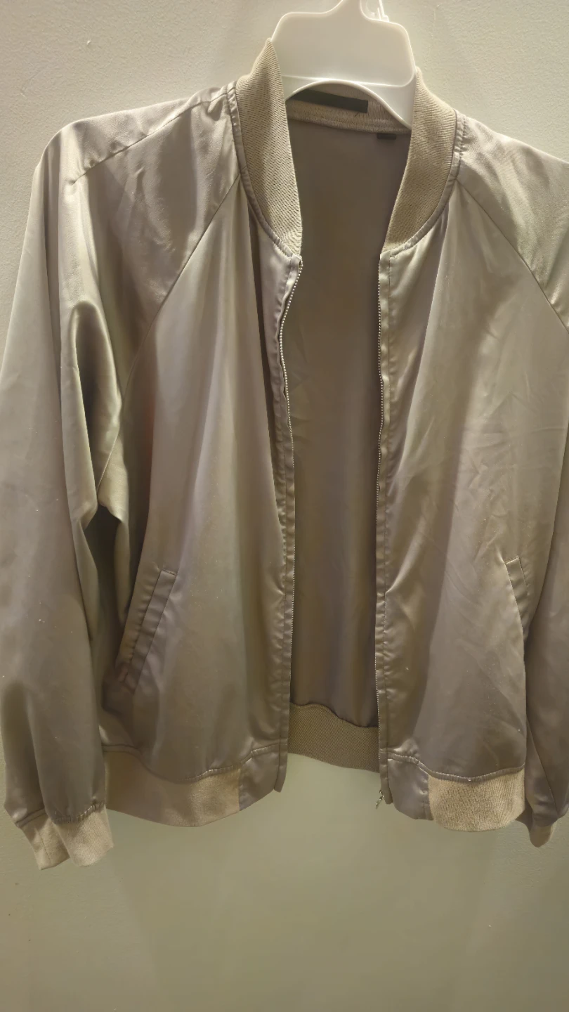 UNIQLO Bomber Jacket - Satin Finish - photo 3