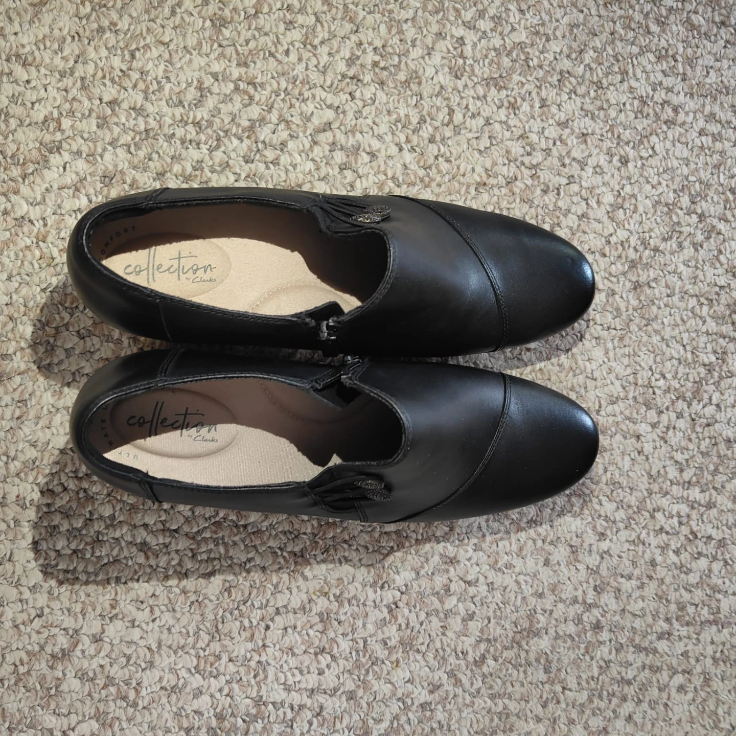 Clarks Collection Black Leather Ankle Boots - photo 2