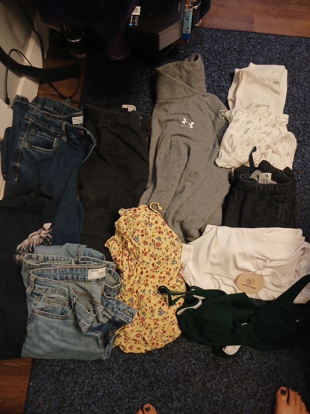 Brand name women clothing