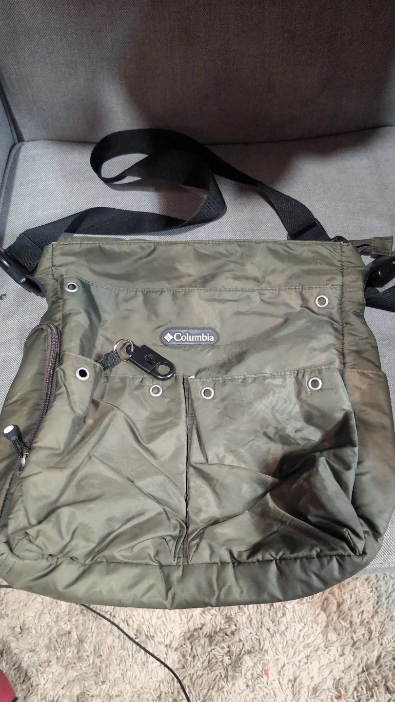 Columbia Olive Green Shoulder Bag