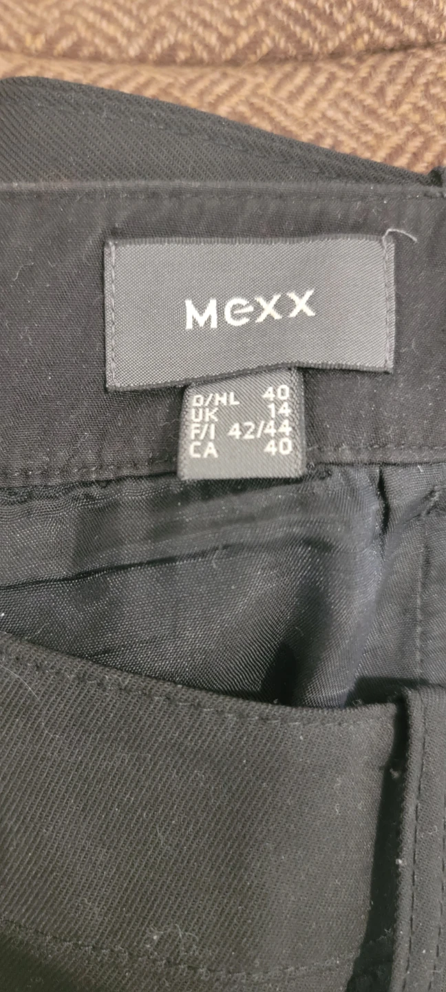 MEXX Black Skirt with Double Button Detail - photo 3