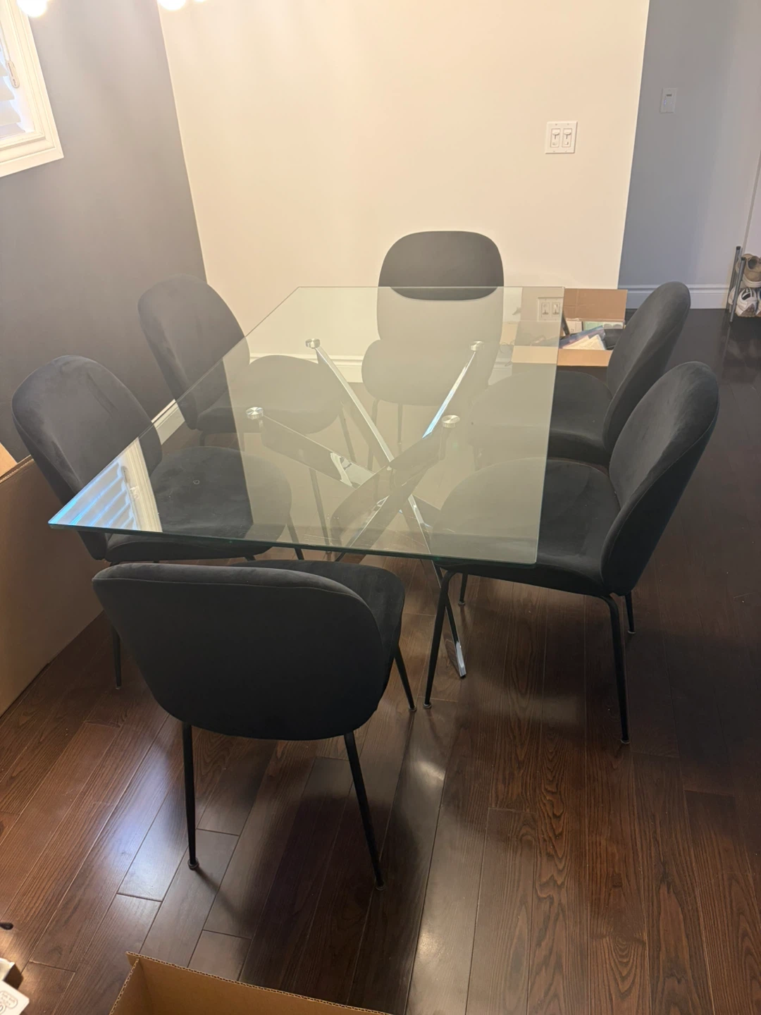 Glass Dining Table with 6 Black Chairs